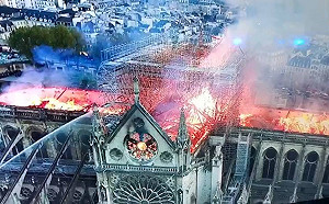 巴黎聖母院修復「趕進度」  馬克宏拍板2024奧運前完工