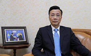 為再教育營辯護 中外交官：不懂普通話還有什麼人權可言