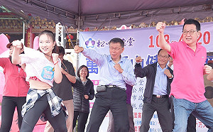 6成市民盼別選總統  柯P：做一半跑去選 非正常國家現象