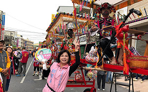 台南立委初選激烈 顏純左言語挑釁 賴惠員發聲明反擊