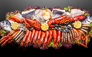 怕膽固醇爆高不吃海鮮？營養師：反而要避開「兩種食物」