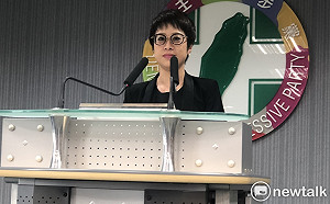 放任港警及不明人士暴力對待人民 民進黨嚴重譴責港府