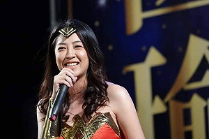 神力女超人南下輔選  自曝韓國瑜神秘近況