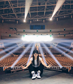 與前東家分手前巡演最終站！鄧紫棋訪高雄不為免費代言