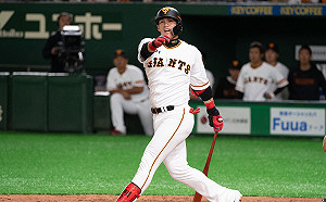 日職／陽岱鋼選到保送跑回1分　巨人遭橫濱逆轉