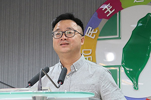 羅文嘉感性談話：我不為蔡、卓、賴清德而來