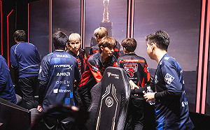 英雄聯盟季中賽》越南PVB爆冷吞敗　A組誰能晉級還有戲