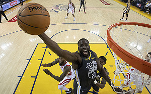 NBA／格林大三元助勇士首勝開張　主帥點出最大關鍵差異(影)