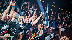 英雄聯盟季中賽》寧可犧牲睡眠！G2熬夜追歐冠