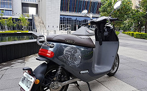 巧手！愛車遭刮他神繪「這圖」　4百人狂喊：拜託刮我車