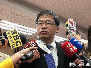 郵政物流中心爭議 繼總經理後 政院：董座魏健宏也要下台