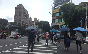 颱風外圍環流持續影響！今西半部 宜蘭留意豪雨