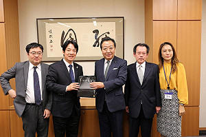 人氣王是你？賴清德訪日2天拜會3位前首相 爭取加入CPTPP