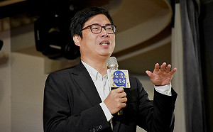 勤跑高雄為補選熱身？ 陳其邁：高雄是我的家 常常回家很正常