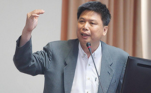 郵政物流中心不只招租惹議　學者：詹宏志還輪不到你發怒