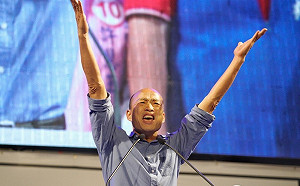 若韓國瑜「小輸」郭台銘 他問：是否脫黨選總統？