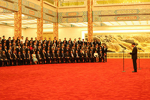 會見台商續酸美國  汪洋：押寶外國勢力是不切實際幻想