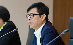 韓國瑜曾買7,200萬豪宅 陳其邁：有必要和義務說清楚