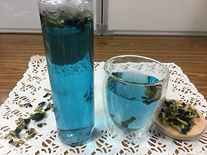 夢幻漸層蝶豆花陷食安疑慮？　中醫師：這4種人不要吃