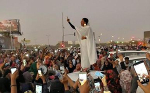 令人髮指！試圖壓下抗議　蘇丹當局竟唆使性侵女示威者