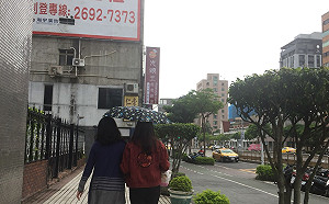 鋒面來襲雨彈狂炸！全台21縣市發布豪、大雨特報