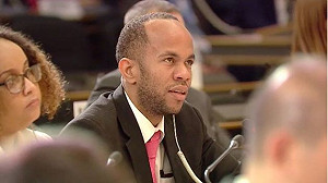 聖文森衛生部長布朗 曾在WHA為台仗義執言令人動容