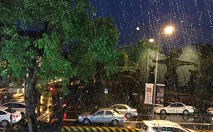 注意瞬間大雨、強陣風！高屏山區發布大雨特報