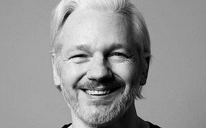 亞桑傑人還在倫敦監獄  美迫不及待起訴18項重罪