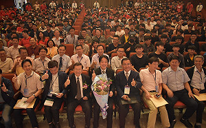 頻上媒體專訪 賴清德：若總統守不住台灣而他能 請支持他