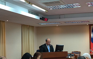 黃士修「核能減煤」公投被打槍 中選會：語意讓人無法了解