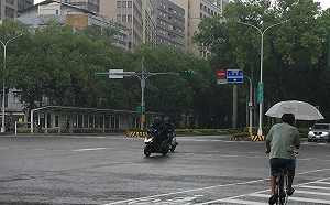 上班注意強降雨！今早鋒面通過全台有雨
