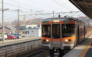 為何日本人對「通勤時間」容忍度這麼高？關鍵原因曝光