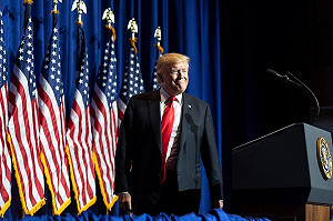 被扣叛國帽子 紐時發言人反擊：川普踰越總統危險界線