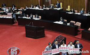 立院三讀》酒駕累犯撞死人最重處無期徒刑 藍怒喊「打假球」