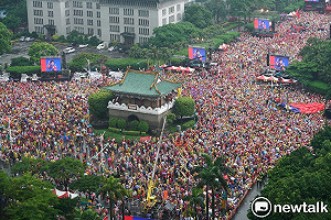 韓國瑜起手式造勢成功  郭朱王面臨強大壓力