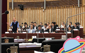 邱俊憲PO「感慨文」 臉友回應：期待邁邁的到來