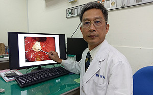 小男孩誤吞錢幣媽用「這招」急救　醫師嚴重警告：更危險