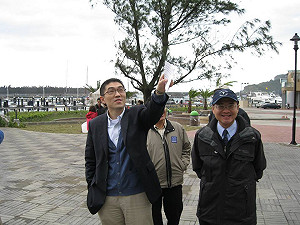 不捨孫大千挺韓遭攻擊 謝國樑聯手七藍營中生代送暖