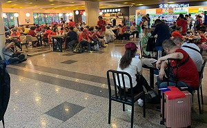 韓粉癱瘓臺大醫院不檢討還討拍  醫生及家屬怒開砲：「請自己花錢」