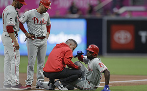 MLB／跑壘不慎傷到左膝　前海賊王：拜託為我祈禱(影)