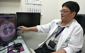 空氣噴槍「爆嘴裡」險送命！高壓氣體噴入女住院10幾天