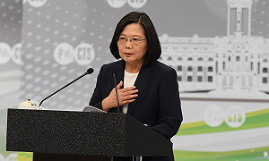 提問二》降低外勞救低薪？蔡英文、賴清德都沒給承諾