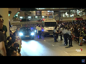 逃犯條例今二讀  民眾包圍立法會 5000港警佩槍嚴防衝突