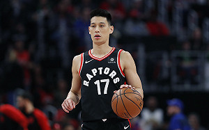 NBA／KD腳傷退場　林書豪暖心之舉令人感動(影)