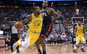 NBA／過來人給經驗　雷納德告誡KD：傷都好了再回來