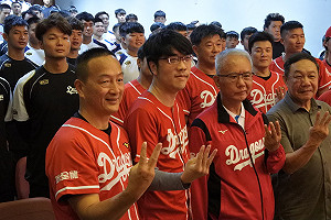 中華職棒／有意為卡位大巨蛋選天母？　味全龍否認