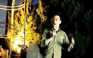 台大人反送中之夜  逾百人傅鐘前高喊挺香港護人權