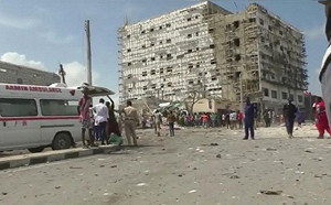 索馬利亞首都汽車炸彈爆炸  8死16傷