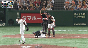 日職／歐力士捕手揮棒被三振　沒想到卻重傷(影)