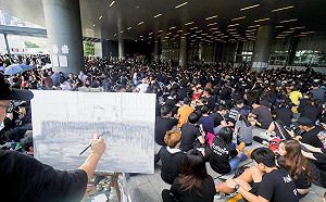 港府不聽通牒大學生號召反送中升級 　上千人聚集立法會